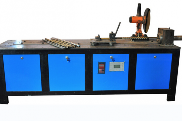 Masina spiralat tuburi KG3