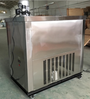 masina inghetata pe bat